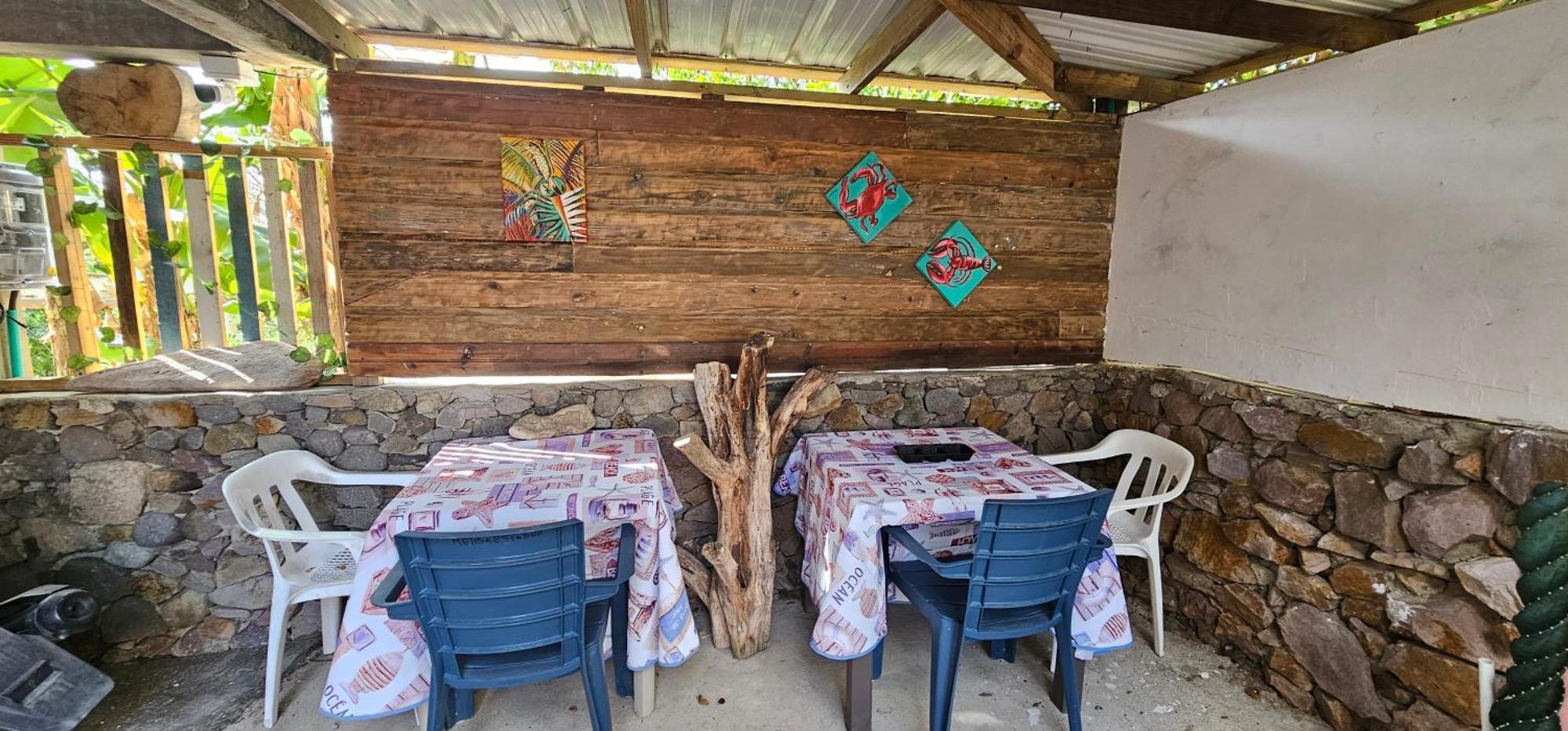 Posada Cedar Valley Franshua Extérieur photo